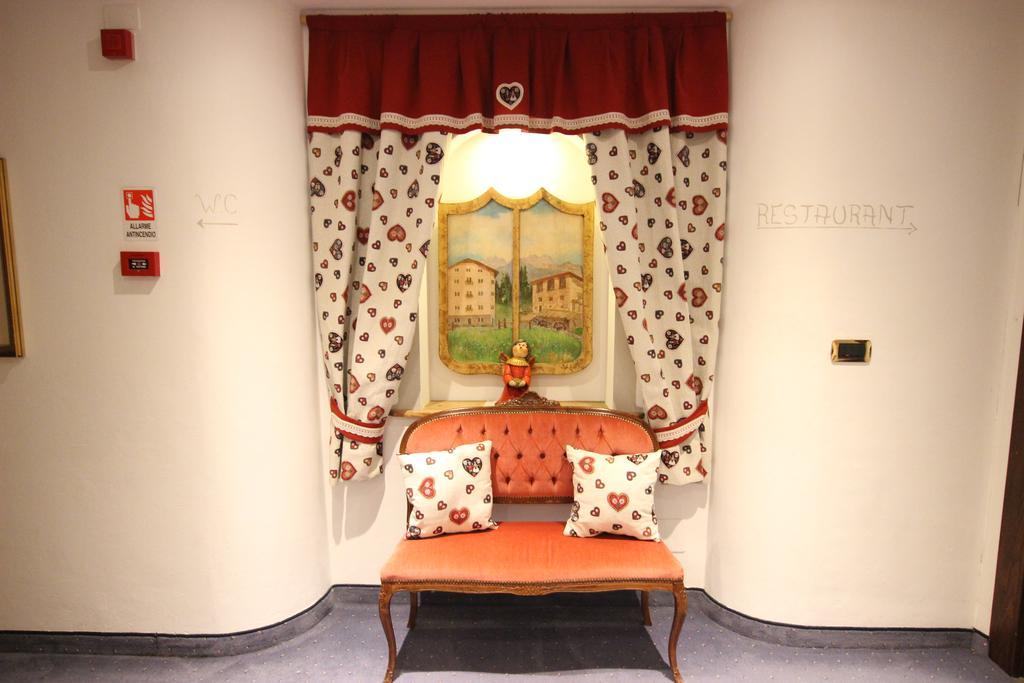 Hotel Rosalpina Soraga Buitenkant foto