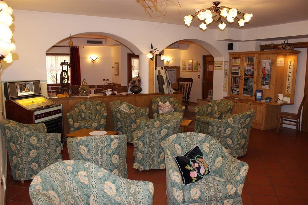 Hotel Rosalpina Soraga Buitenkant foto