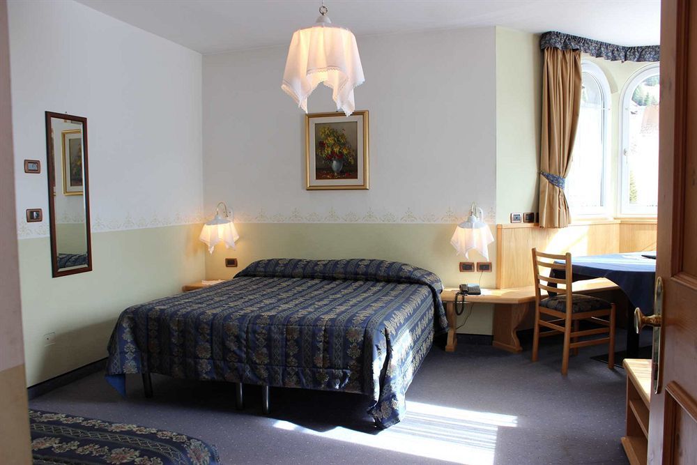 Hotel Rosalpina Soraga Buitenkant foto