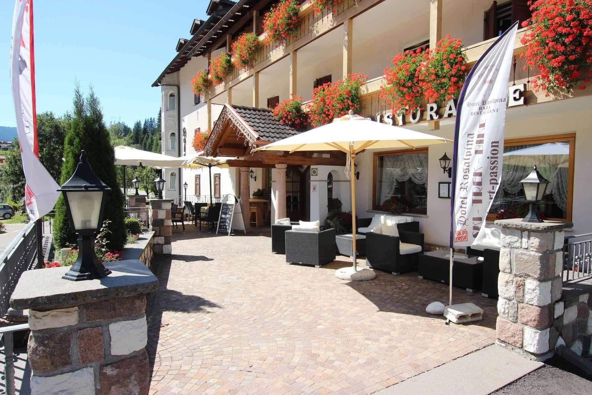 Hotel Rosalpina Soraga Buitenkant foto
